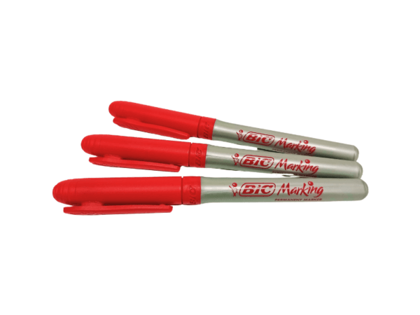 BIC MARKING ROJO MARCADOR PERMANENTE FINO CON GRIP (producto en descuento)